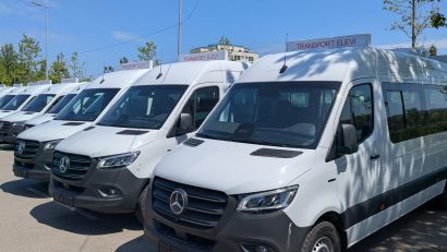 TULCEA: 23 de microbuze electrice noi pentru transportul școlar, primite de CJ
