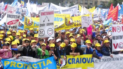 Sindicaliștii din administrația publică protestează, luni, în Capitală