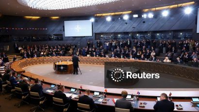 Reuniunea miniștrilor apărării din NATO: Îndemnuri de creștere a cheltuielilor militare și a ajutorului pentru Ucraina