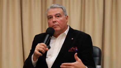 Ziua Radioului Public, 97 de ani | Istoricul Adrian Cioroianu: “Munca de radio mi se pare atât de nobilă și de frumoasă. Îmi dau seama ce rol joacă Radioul Public în România și cred că este una dintre cele mai credibile instituții din România și pentru asta merită felicitări”