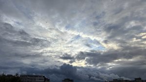nori, vreme inchisa, instabila