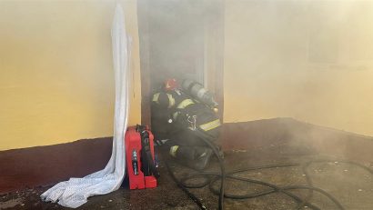 TULCEA: O casă din municipiu a luat foc