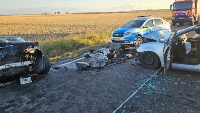 Județul CONSTANȚA: Accident rutier cu o victimă încarcerată, la ieșire din localitatea Mihai Viteazu