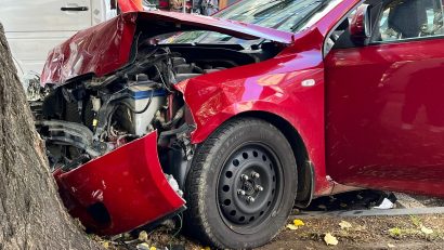 CONSTANȚA: Accident între două autoturisme la intersecția pe b-dul Tomis
