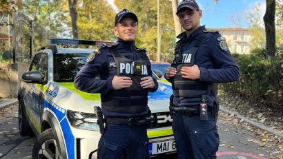 Doi polițiști din Eforie, salvatorii bătrânului căruia i-a luat foc locuința