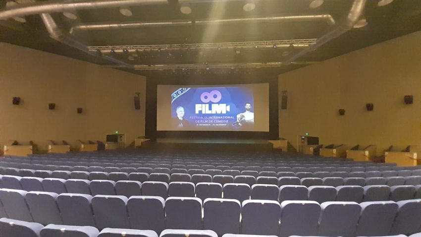 CONSTANȚA: Începe Festivalul Internațional de Film de Comedie