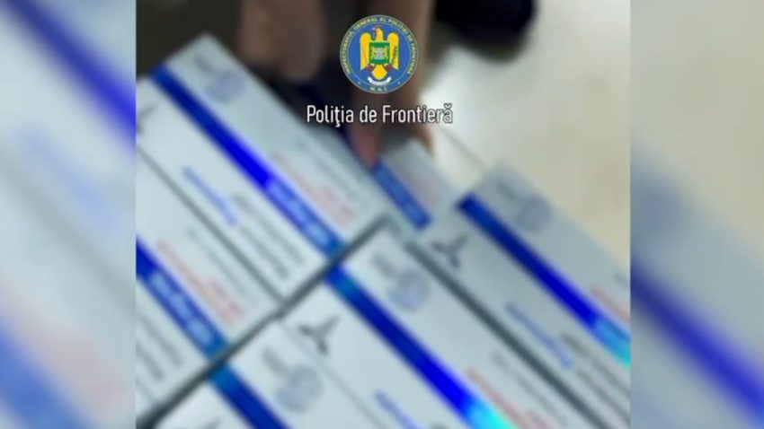 VAMA VECHE: Mii de fiole cu substanțe dopante, introduse ilegal în țară, descoperite de polițiștii de frontieră constănțeni