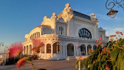 Oferta educațională de toamnă la Cazinoul din Constanța: Ateliere de arhitectură și o proiecție imersivă