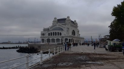 Vreme va fi în general închisă, în Dobrogea și pe litoral