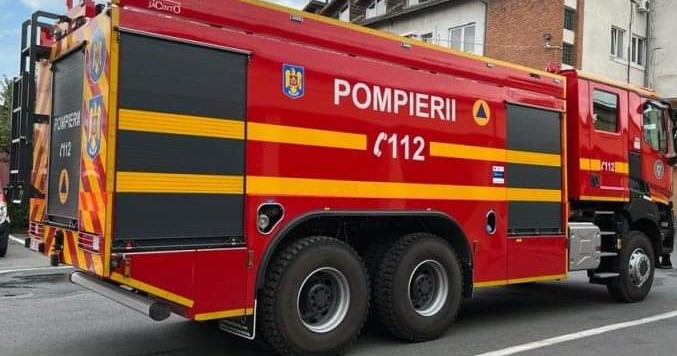 Accident rutier în Constanța: Un autoturism a intrat într-o conductă de gaz