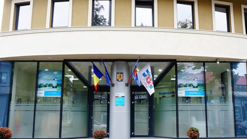 CONSTANȚA: Haos în agențiile SPIT, după blocarea conturilor a mii de contribuabili