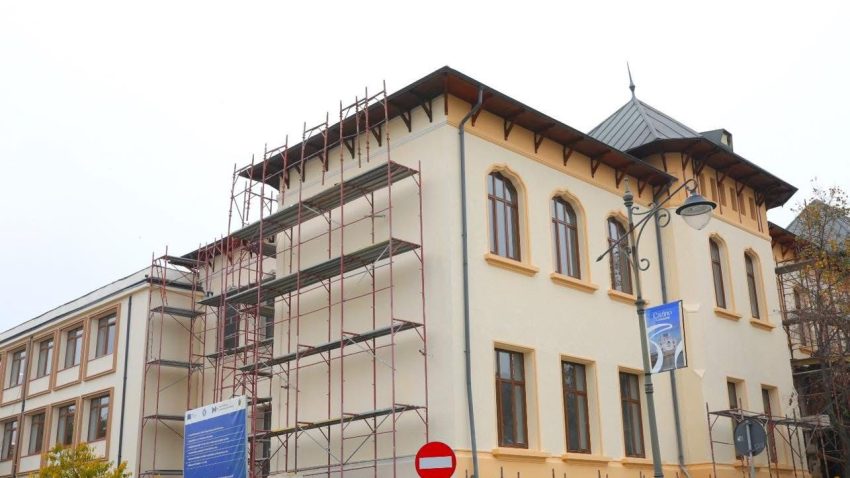 CONSTANȚA: Lucrările de modernizare și reabilitare a Colegiului Național „Mihai Eminescu” realizate în proporție de 90%