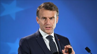 Emmanuel Macron îl va primi pe Volodimir Zelenski, luni, la Paris