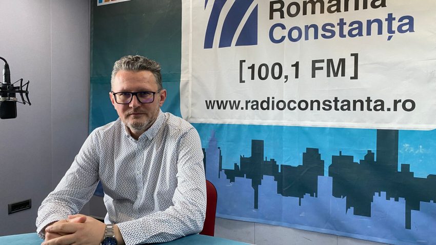 DIALOGURI LA ZI | Andrei Rădulescu, broker de asigurări, invitat în emisiunea de astăzi