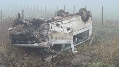 Județul CONSTANȚA: Microbuz cu 9 persoane, răsturnat pe DN 3, în apropiere de Deleni