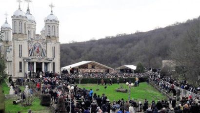 Pelerinaj la „Peştera Sfântului Apostol Andrei”