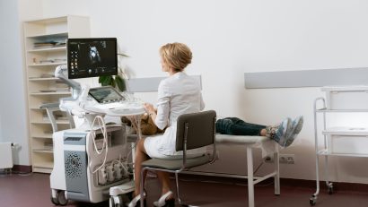 AUDIO | Toate gravidele beneficiază gratuit de consultații, analize și investigații medicale