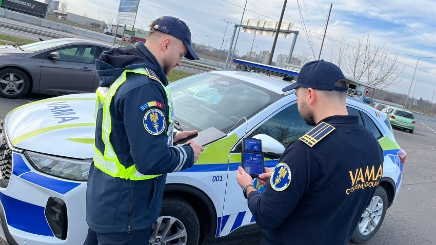 Reorganizare la Autoritatea Vamală Română: Numărul posturilor de conducere, redus de la 68 la 39
