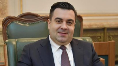 Fostul ministru al Transporturilor Răzvan Cuc, arestat preventiv pentru complicitate la dare de mită
