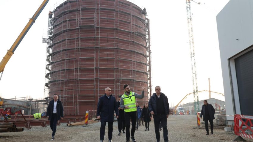 CONSTANȚA: Premierul Ilie Bolojan prezent pe șantierul noului CET