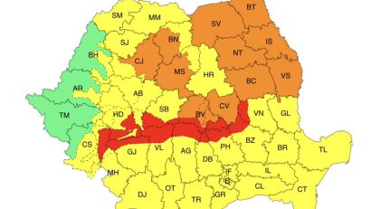 Cod roșu de ninsori și vânt puternic în zona montană din 11 județe, până luni dimineața