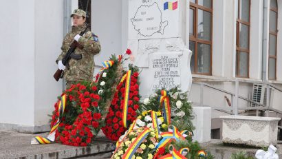TULCEA: Ceremonial militar și religios la Monumentul Eroilor Revoluției