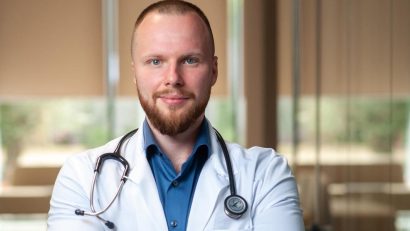 AUDIO | Rezidenții au depus jurământul la Colegiul Medicilor din Constanța. Printre ei se află și dr. Teodor Gheorghe, rezident pe Medicină de Familie