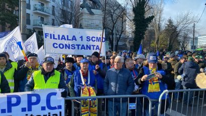 AUDIO | Mai multe confederații sindicale protestează la București