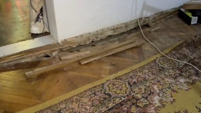 TULCEA: Podeaua unui apartament s-a surpat