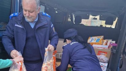 Cadouri ale jandarmilor constănțeni pentru copiii din cadrul Complexului de Servicii Comunitare „Cristina” din Agigea