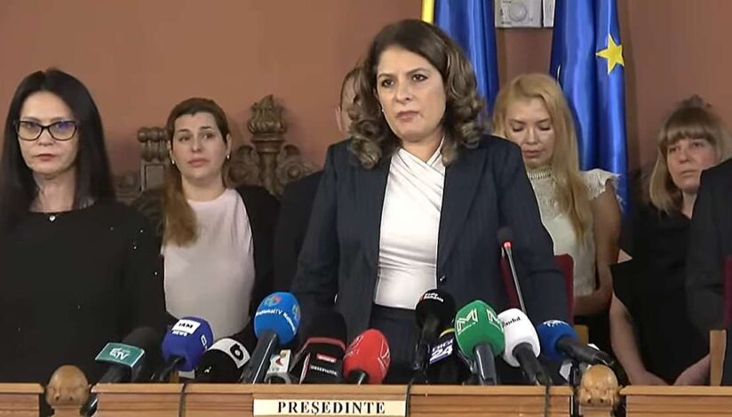 Dialog între șefele CAB la conferință: M-a sunat Lia, mă duc să vorbesc