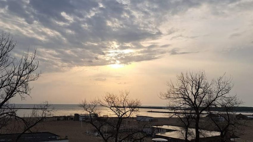 Temperaturi peste cele normale și perioade de ceață, în Dobrogea și pe litoral