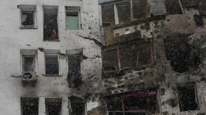 UCRAINA: Atacul cu racheta rusească hipersonică Oreșnik, „demonstrativ” de aproape de frontiera cu UE