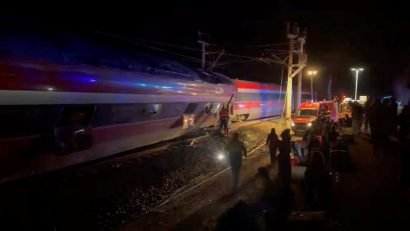 SPANIA: Peste 20 de morți după coliziunea violentă dintre două trenuri de mare viteză