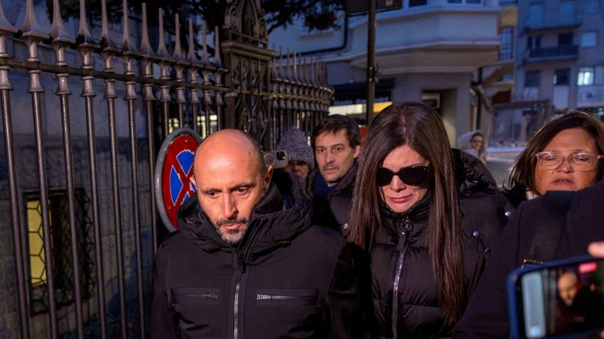 ELVEȚIA: Proprietarul barului din Crans-Montana, eliberat pe cauțiune