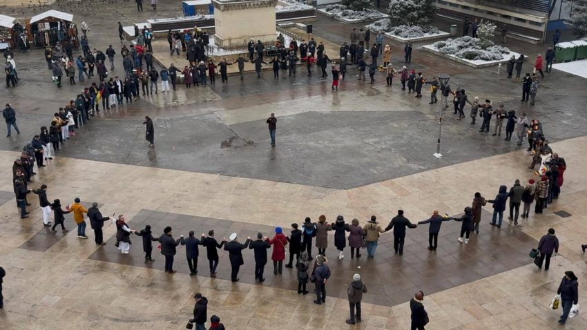 TULCEA: Ceremonial militar și religios urmat de Hora Unirii