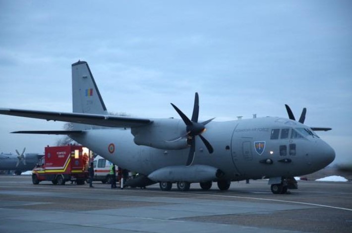 Ministrul Apărării: Aeronavă pregătită să decoleze spre Elveția, pentru a transporta la Paris 6 răniți în incendiu