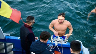 Boboteaza – sărbătorită la Medgidia. Premiu în bani pentru recuperarea Crucii