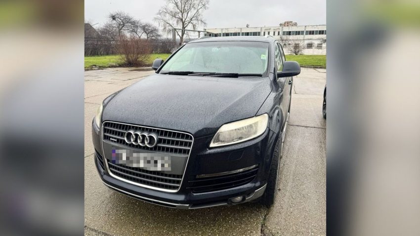 Un autoturism căutat de autoritățile britanice, descoperit de polițiștii de frontieră de la Cernavodă