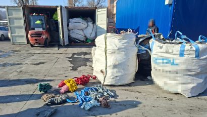 40 tone deșeuri, depistate în Portul Constanța