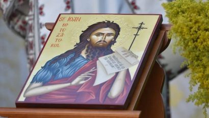 Creştinii ortodocşi și greco-catolici îl sărbătoresc pe Sfântul Ioan Botezătorul