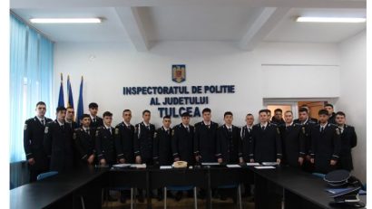 TULCEA: Noi tineri agenți de poliție își încep activitatea