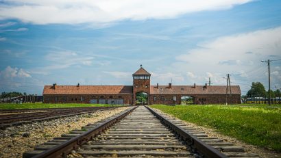 27 ianuarie – Ziua internațională de comemorare a victimelor Holocaustului (ONU)