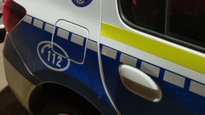 CONSTANȚA: Tânăr reţinut pentru tâlhărie, după ce a furat zeci de pachete de cafea dintr-un magazin și a bruscat o angajată