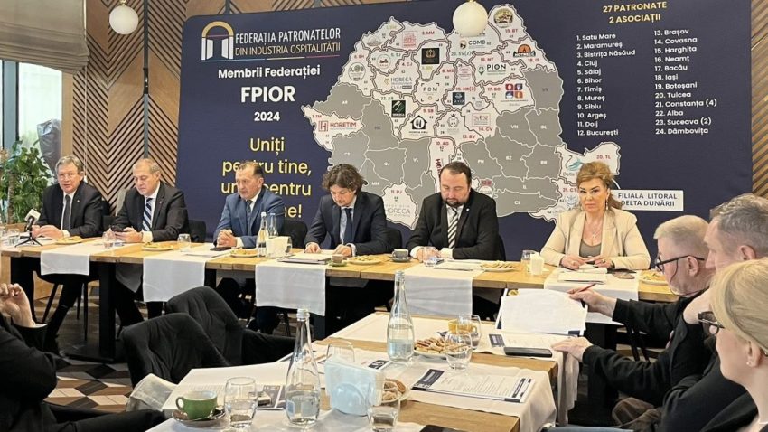 Menținerea voucherelor de vacanță și un fond de garantare în turism, solicitate de industria ospitalității