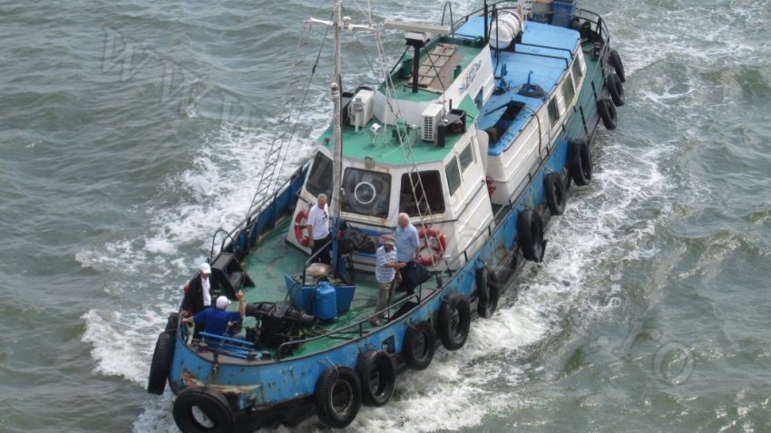 TULCEA: Accident naval pe canalul Sulina. O navă aflată într-un convoi s-a scufundat