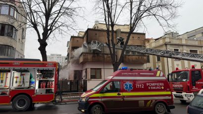 CONSTANȚA: Incendiu la o casă de pe strada Ferdinand. Un vârstnic, transportat la spital