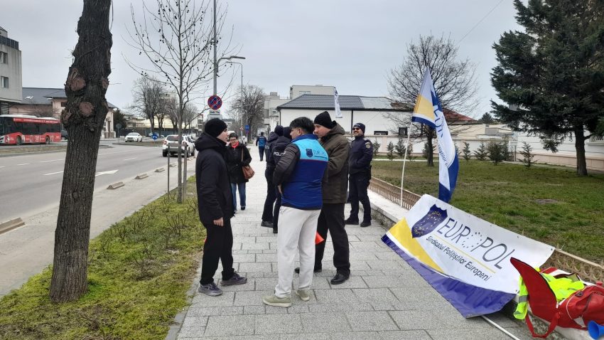 Ce spune IPJ Constanța despre protestul de astăzi din fața instituției