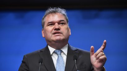 Grile de salarizare pentru primăriile care nu-și pot acoperi cheltuielile de personal, printre măsurile de reformă din administrația publică