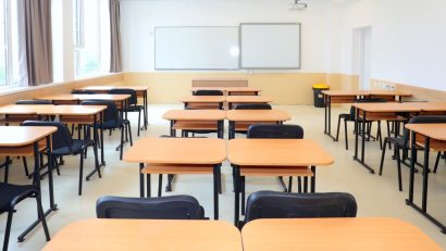 Elevii și preșcolarii din județul Tulcea intră vineri, după cursuri, în vacanța de schi